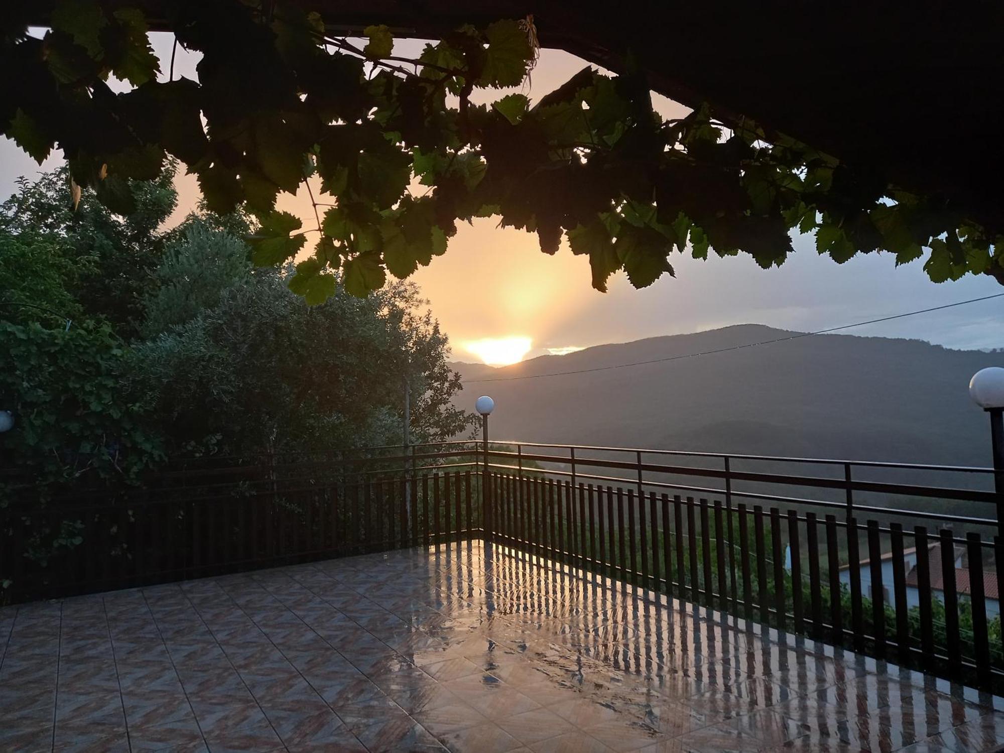 B&B A Casa Di Mario San Severino Lucano Esterno foto